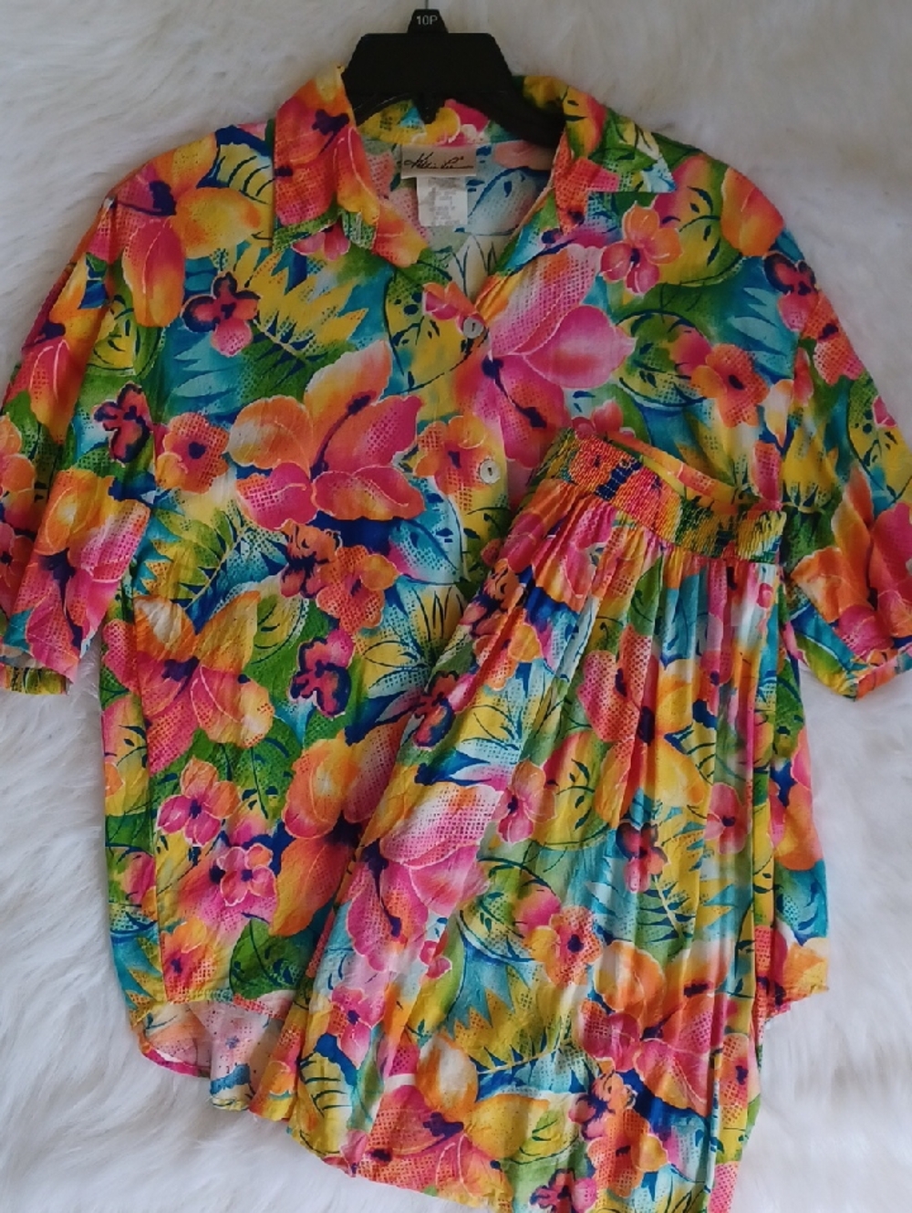 Vintage Kathie Lee Mathing Set (Top Size 8 Bottoms Size 12). Bright Floral.